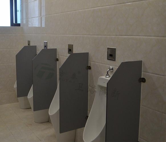 方泰衛(wèi)生間隔斷產品展示 專業(yè)小便隔與衛(wèi)生間隔斷解決方案